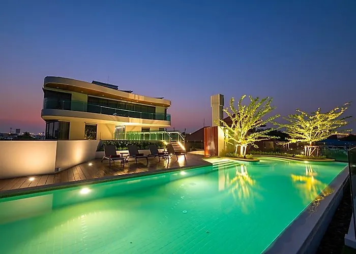 We Riverfront 4* Bangkok