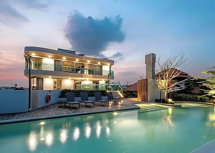 We Riverfront 4* Bangkok