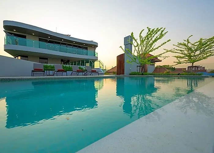 Hotel We Riverfront Bangkok