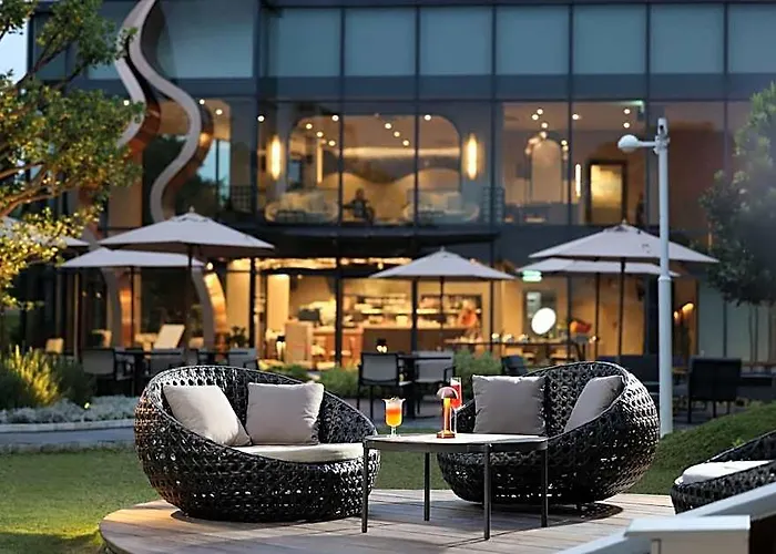 Hotel We Riverfront Bangkok