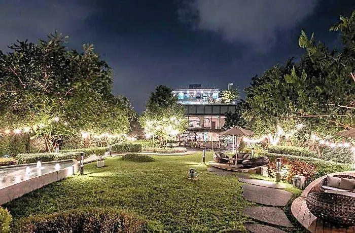 Hotel We Riverfront Bangkok